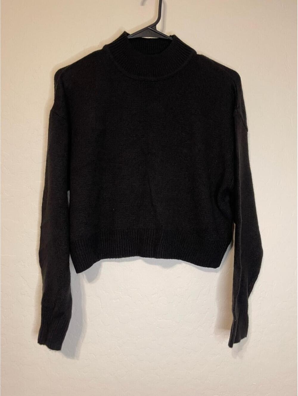 Divided Black Cropped Turtleneck Sweater